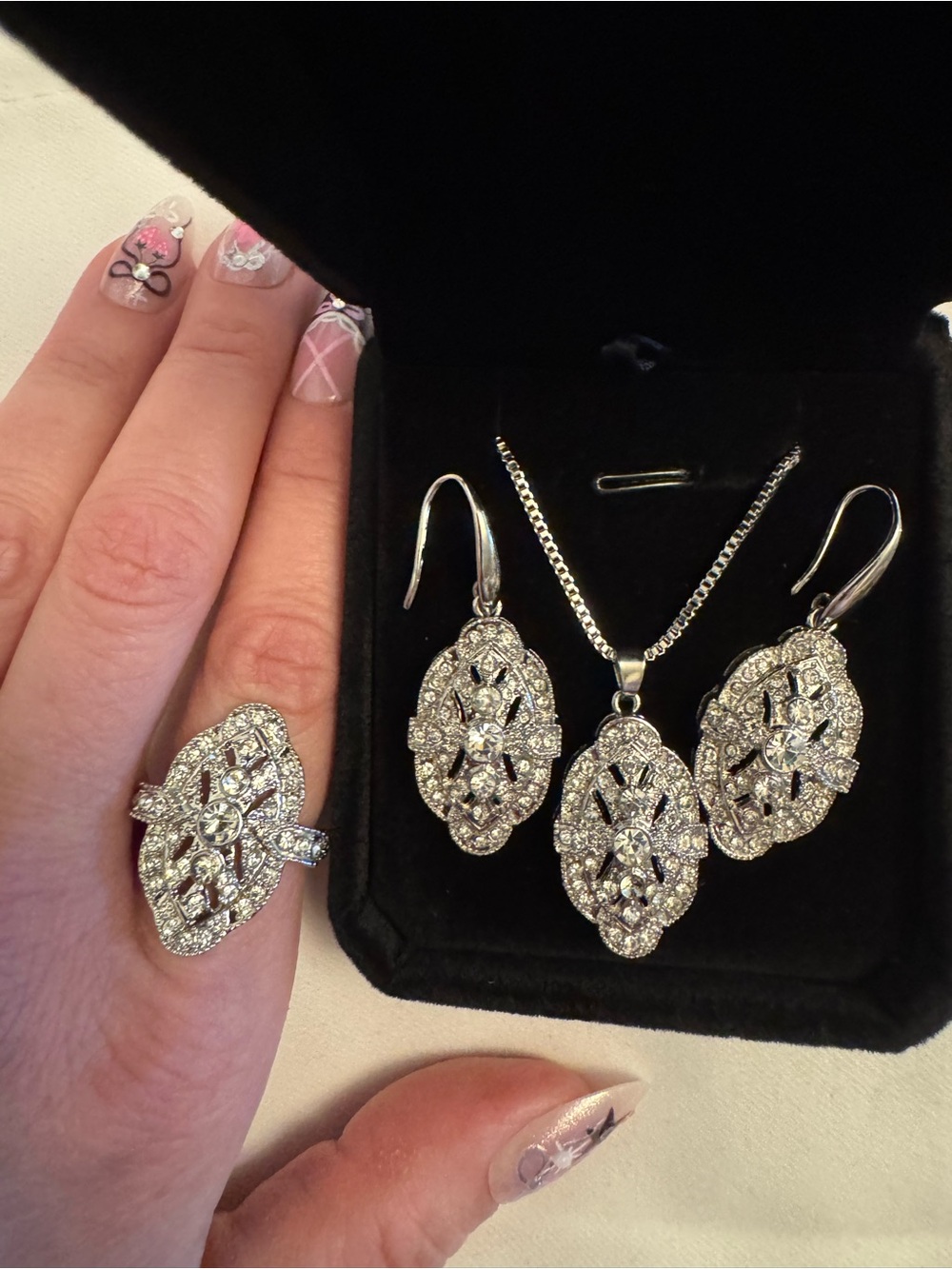 Vintage Style Jewelry Set with Necklace, Earrings, and Ring Size 6.5